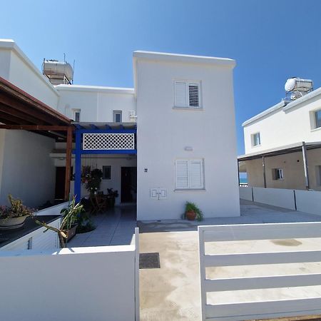 לרנקה Ammos Beachfront Villa Paradise מראה חיצוני תמונה